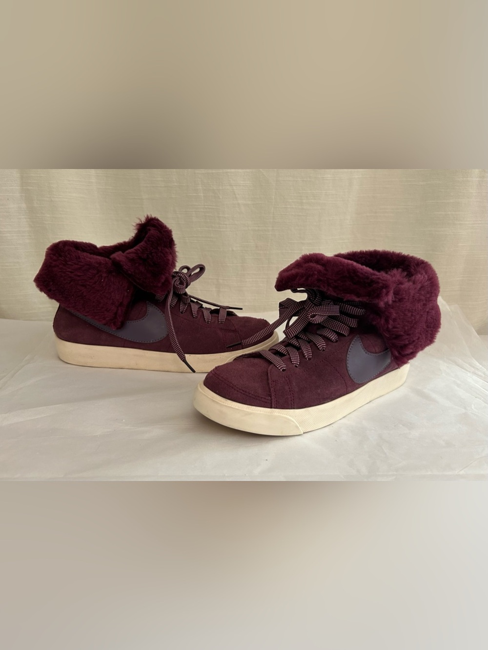 Nike Blazers High Roll Women's Burgundy Suede High-Top Sneakers with‎ Faux Fur